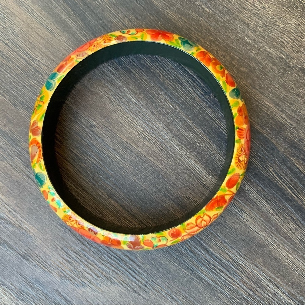 Vintage Hand Painted Wood Floral Bangle Bracelet Gently Worn